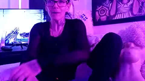 Snapshot of girls227445638252 chatting on February 2026 04:35:02 AM girls227445638252 online show from February 2026 04:35:02 AM