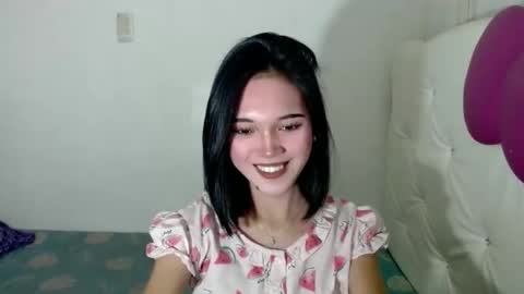 Snapshot of girlthatyouwantxx chatting on September 2025 05:44:01 AM Divine online show from September 2025 05:44:01 AM