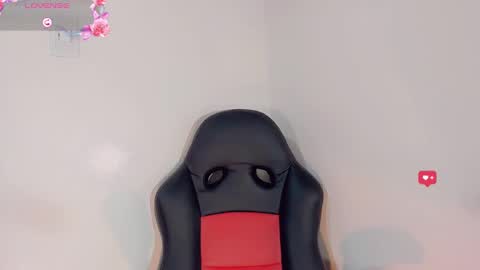 Snapshot of gisele_fox chatting on February 2025 06:08:02 AM Gisel online show from February 2025 06:08:02 AM