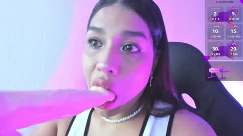 Giselle online show from September 2025 01:28:02 AM