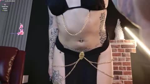 Snapshot of giselx_xx chatting on January 2026 09:06:02 PM GISEL online show from January 2026 09:06:02 PM