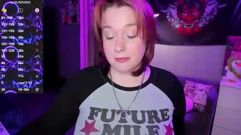 AlexaMillis online show from October 2025 07:47:01 PM