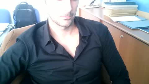 giuseppevai1 online show from October 2025 10:19:02 AM