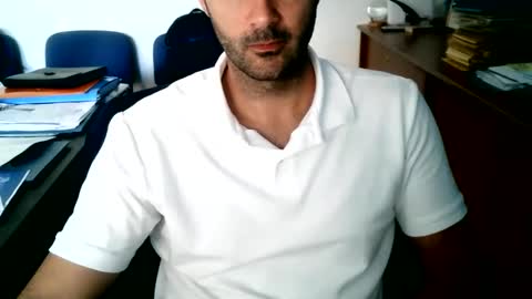 Snapshot of giuseppevai1 chatting on June 2026 09:47:02 AM giuseppevai1 online show from June 2026 09:47:02 AM