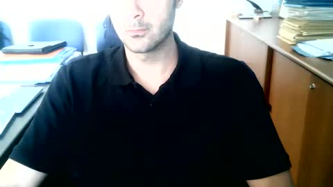 Snapshot of giuseppevai1 chatting on June 2026 01:44:01 PM giuseppevai1 online show from June 2026 01:44:01 PM