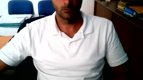 Snapshot of giuseppevai1 chatting on July 2026 10:39:01 AM giuseppevai1 online show from July 2026 10:39:01 AM