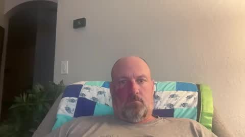 Snapshot of giveitup193 chatting on October 2025 11:17:02 PM giveitup193 online show from October 2025 11:17:02 PM