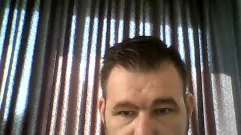 Snapshot of gjleeke chatting on June 2026 08:06:01 AM guzz online show from June 2026 08:06:01 AM