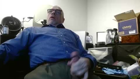 Snapshot of glaikind925958 chatting on April 2026 03:06:01 AM glaikind925958 online show from April 2026 03:06:01 AM