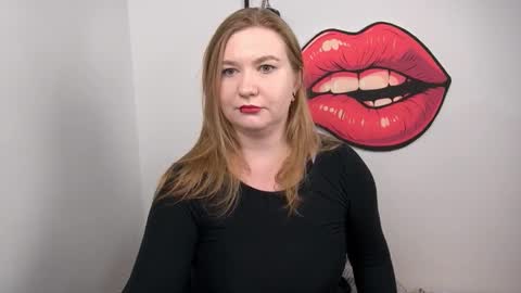 Nikki online show from November 2025 03:05:01 PM