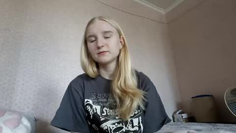 Laura online show from April 2026 07:24:02 AM