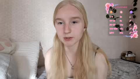 Snapshot of glennabeem chatting on May 2026 04:10:02 AM Laura online show from May 2026 04:10:02 AM
