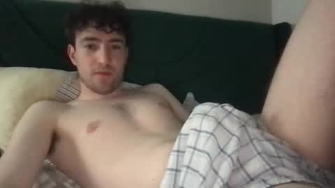 Snapshot of gliss55 chatting on April 2026 12:50:02 AM Gliss online show from April 2026 12:50:02 AM