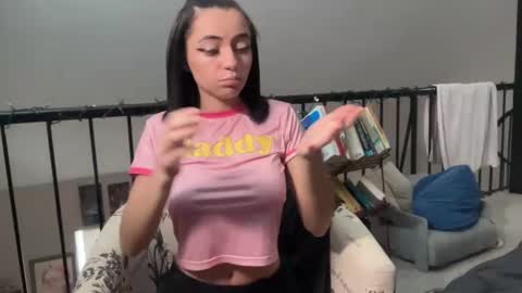 Snapshot of globberton chatting on January 2025 05:41:01 PM Baby Bimbo online show from January 2025 05:41:01 PM