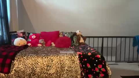 Snapshot of globberton chatting on February 2026 08:18:01 PM Baby Bimbo online show from February 2026 08:18:01 PM