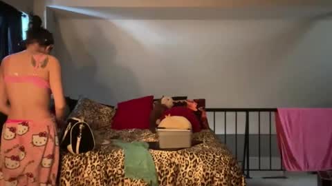 Snapshot of globberton chatting on February 2026 07:17:02 PM Baby Bimbo online show from February 2026 07:17:02 PM