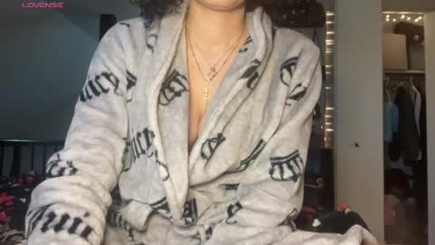 Snapshot of globberton chatting on March 2026 09:50:01 PM Baby Bimbo online show from March 2026 09:50:01 PM