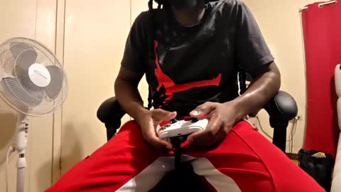 Snapshot of glomightyj chatting on January 2026 06:17:01 AM glomightyj online show from January 2026 06:17:01 AM