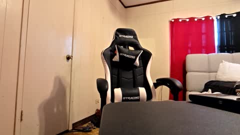 Snapshot of glomightyj chatting on February 2026 08:45:01 PM glomightyj online show from February 2026 08:45:01 PM