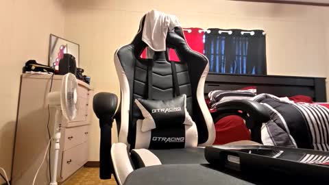 Snapshot of glomightyj chatting on March 2026 10:16:01 PM glomightyj online show from March 2026 10:16:01 PM