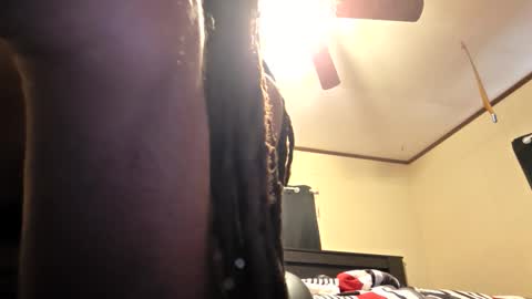 glomightyj online show from June 2026 10:15:02 PM