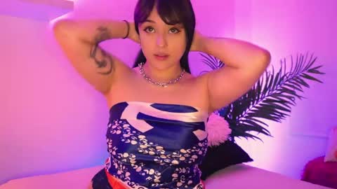 Mimi online show from April 2026 10:37:02 PM