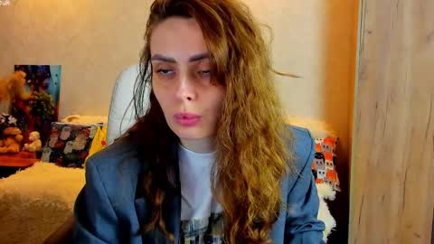 Gloria Wood online show from April 2026 04:04:02 PM