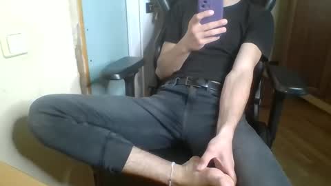 gloriouslust online show from April 2026 04:37:01 PM