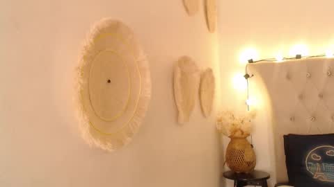 Snapshot of glory_shine chatting on January 2026 12:33:02 PM Glory online show from January 2026 12:33:02 PM