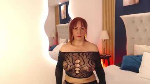 Snapshot of glory_shine chatting on February 2026 01:01:02 PM Glory online show from February 2026 01:01:02 PM