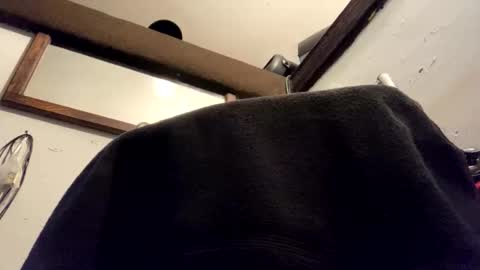 Snapshot of glow28 chatting on April 2026 12:45:02 PM glow28 online show from April 2026 12:45:02 PM