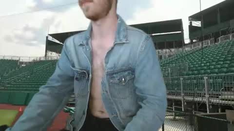 gnickname online show from May 2026 12:52:02 AM