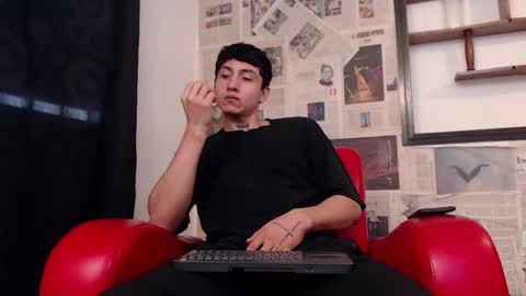 Snapshot of god_of_olympus1 chatting on November 2025 02:30:01 PM steven online show from November 2025 02:30:01 PM