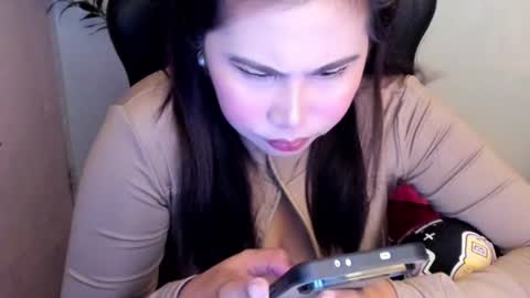 Snapshot of goddess_chantal chatting on June 2026 05:41:01 AM MARGOLD online show from June 2026 05:41:01 AM