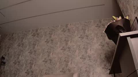 Snapshot of goddess_elizabeth chatting on May 2026 05:59:02 AM Goddess Elizabeth NO NUDE femdom online show from May 2026 05:59:02 AM