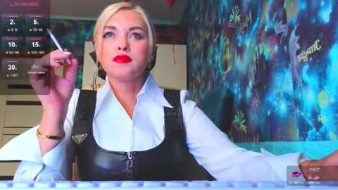 Mrs. Isabella online show from October 2025 04:10:01 AM