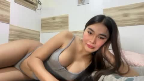 Snapshot of goddess_jennyxx chatting on April 2026 09:35:02 AM goddess_jennyxx online show from April 2026 09:35:02 AM