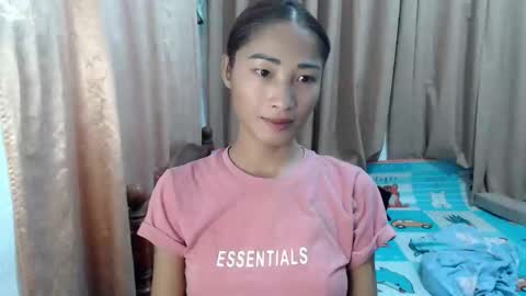 goddess_queen25 online show from March 2026 02:35:01 AM