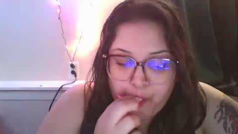 Snapshot of goddess_sereniity chatting on April 2026 05:51:01 PM goddess_sereniity online show from April 2026 05:51:01 PM