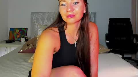 Snapshot of goddess_squirt_ chatting on August 2026 02:14:01 AM Katrin online show from August 2026 02:14:01 AM