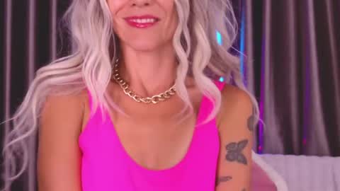 Snapshot of goddess_stars chatting on June 2026 11:56:02 AM Katarina online show from June 2026 11:56:02 AM