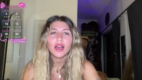 Snapshot of goddessdove chatting on April 2026 11:43:01 AM GoddessDove online show from April 2026 11:43:01 AM