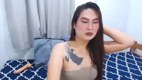 QUEEN JANE online show from November 2025 12:14:02 PM