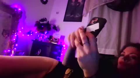 goddessrae19 online show from February 2026 07:15:01 AM