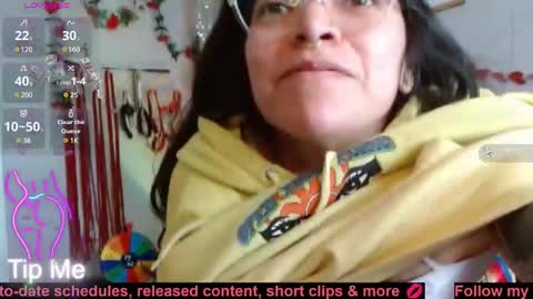 Snapshot of goddessultraviolet chatting on March 2025 06:21:02 PM goddessultraviolet online show from March 2025 06:21:02 PM