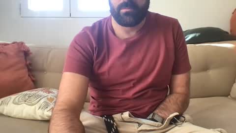 J online show from November 2025 11:31:01 AM