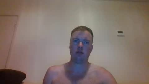 Snapshot of gogo12104 chatting on October 2025 10:44:02 PM jme online show from October 2025 10:44:02 PM