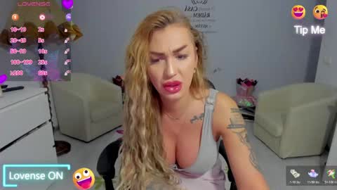 Nicole.. online show from March 2026 03:21:02 AM