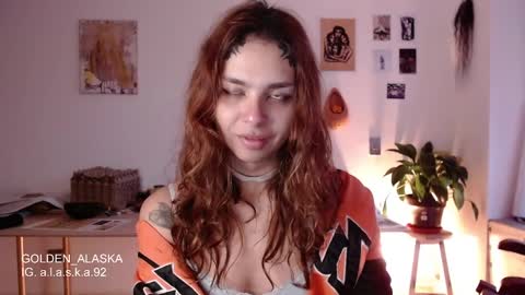 Snapshot of golden_alaska chatting on February 2025 10:54:01 PM Alaska online show from February 2025 10:54:01 PM