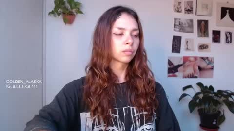 Snapshot of golden_alaska chatting on September 2025 10:37:02 PM Alaska online show from September 2025 10:37:02 PM